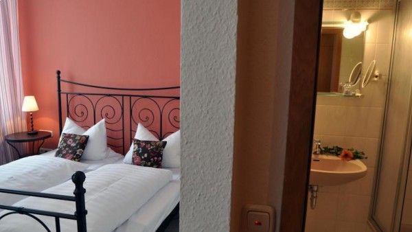 Hotel Grader