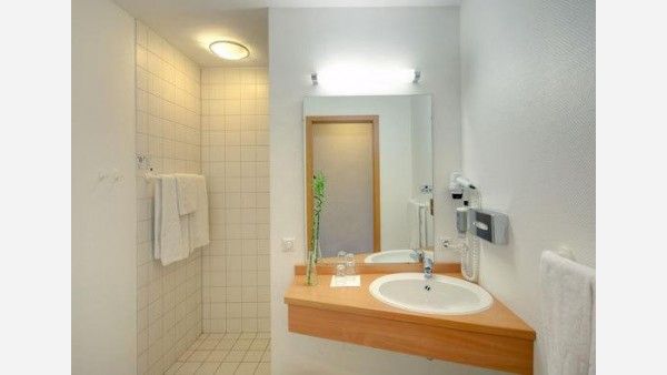 Hotel Oberhausen Neue Mitte affiliated by Meliá