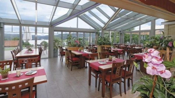 Panorama-Hotel am See