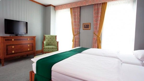 Best Western Premier Grand Hotel Russischer Hof