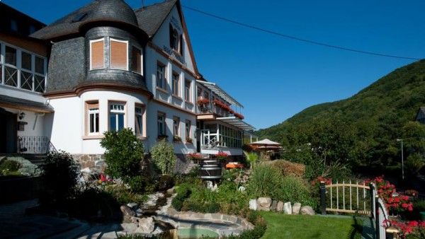 Hotel Weinberg-Schlösschen
