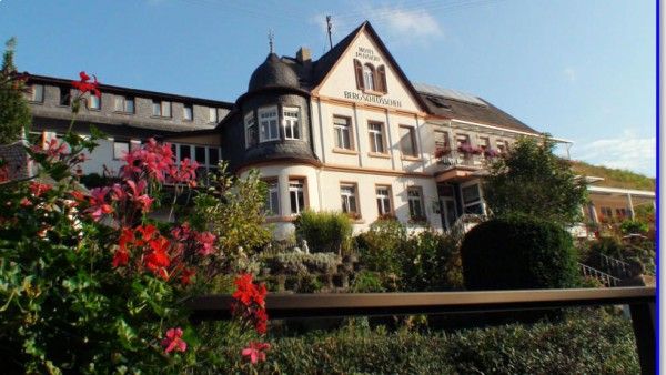 Hotel Weinberg-Schlösschen